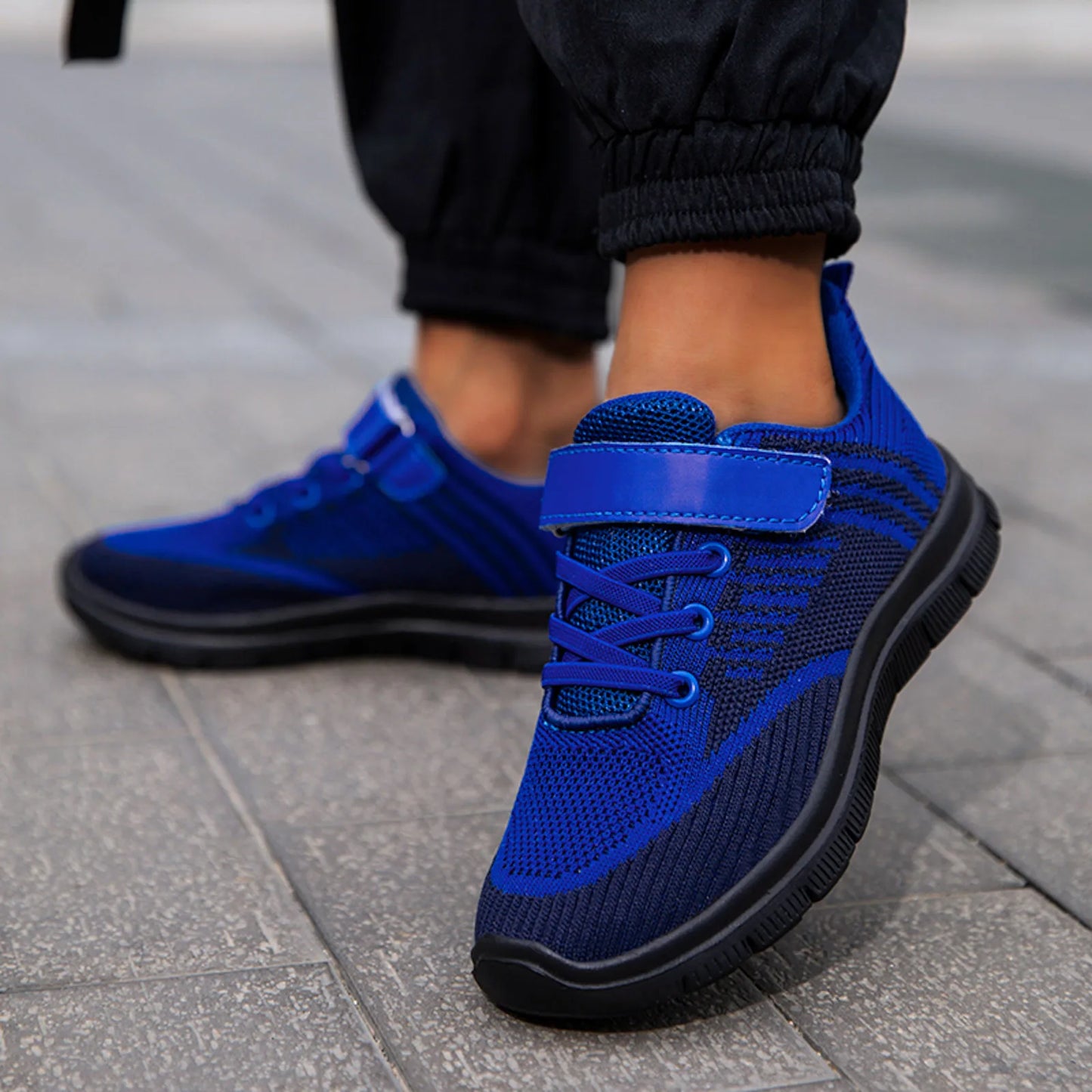 Children Sports Shoes Boys Girls Casual Lightweight Mesh Breathable Sneakers Kids Outdoors Comfortable Non-Slip Running Shoes